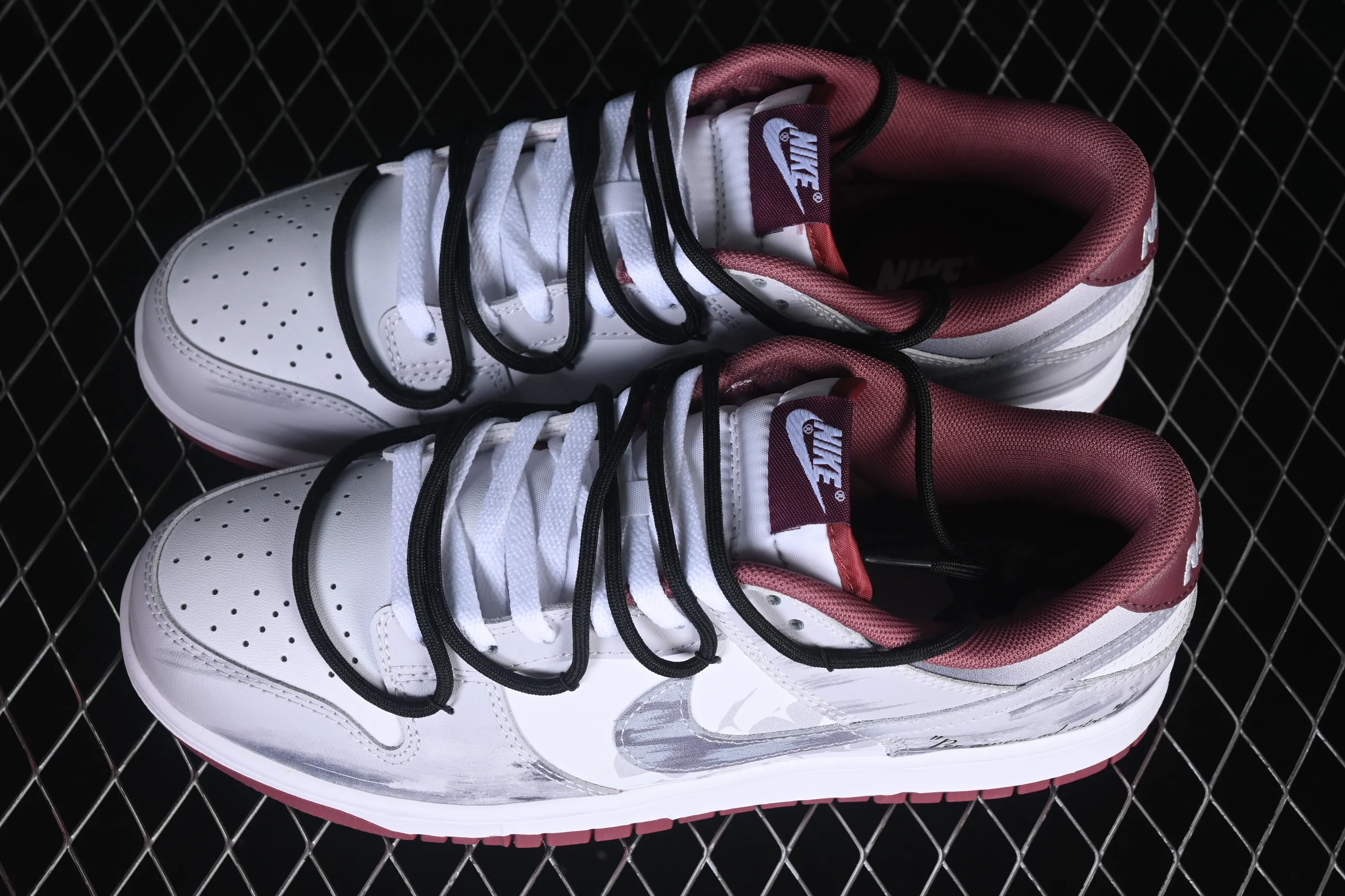 All categories Nk SB Dunk Series Nk SB Dunk Low High-end customized low-top sneakers Nike SB Dunk Low straps Anniversary high-end customized low-top casual sneakers DV0833-112